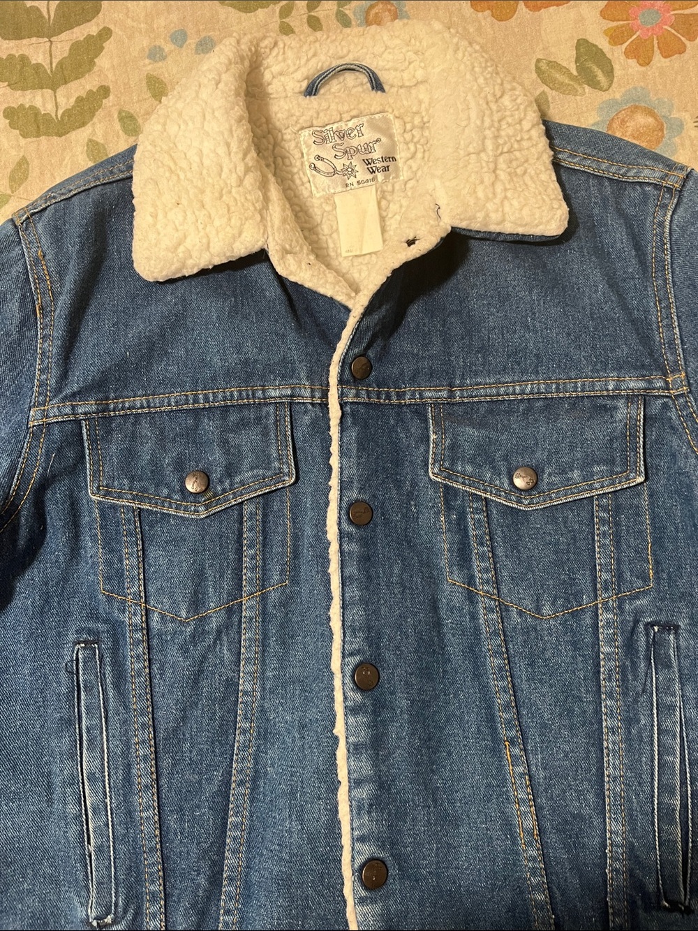 Silver Spurs Blue Denim Jacket with Cream Sherpa Lining Very Vintage - Picture 1 of 8